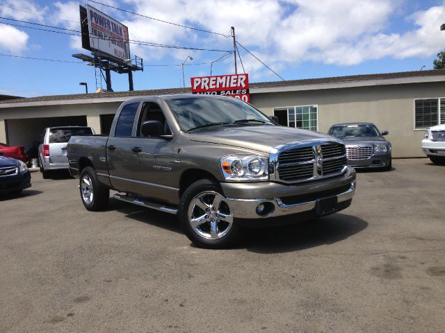 Dodge Ram 1500 LS ES Pickup Truck