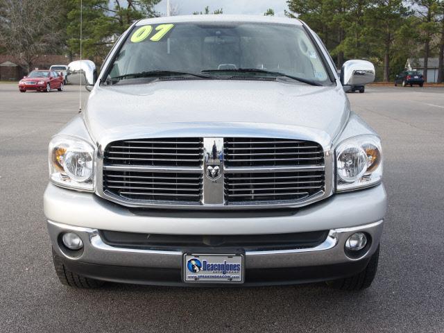 Dodge Ram 1500 2007 photo 2