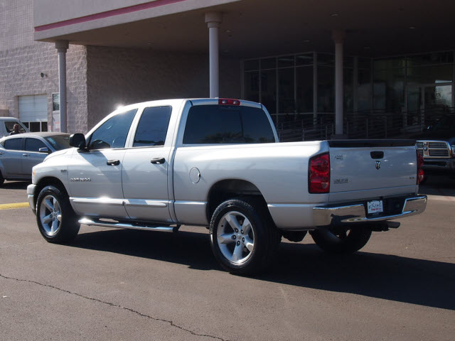 Dodge Ram 1500 2007 photo 2