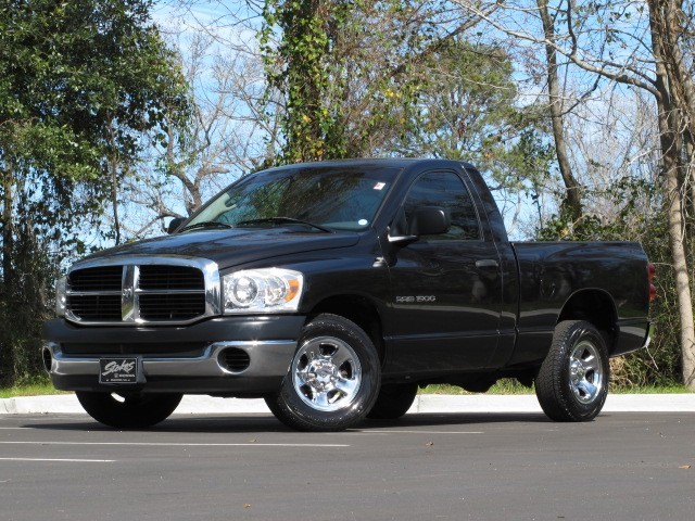 Dodge Ram 1500 2007 photo 2