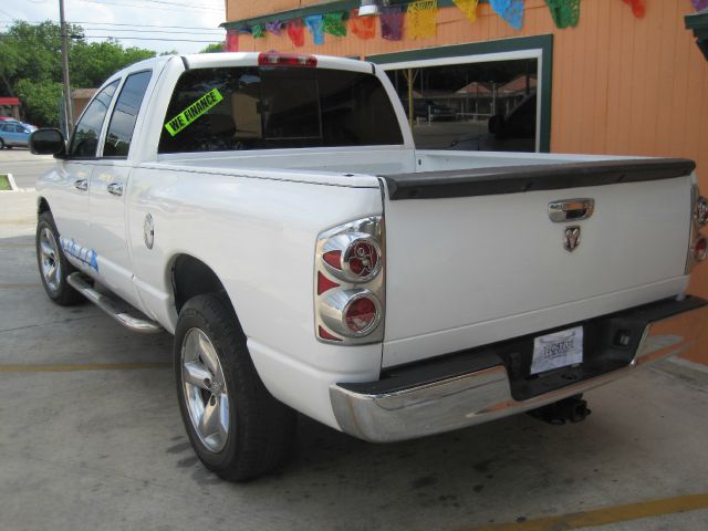 Dodge Ram 1500 Ext WT Pickup Truck