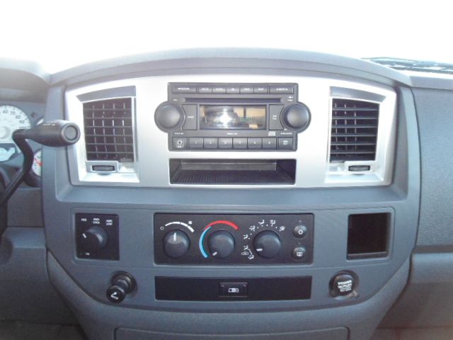 Dodge Ram 1500 2007 photo 14