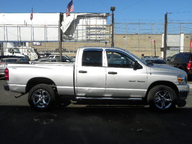 Dodge Ram 1500 3500 SLT Crew LB Dually DSL Unspecified