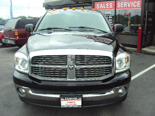 Dodge Ram 1500 Laramie/ 1 Owner Pickup Truck