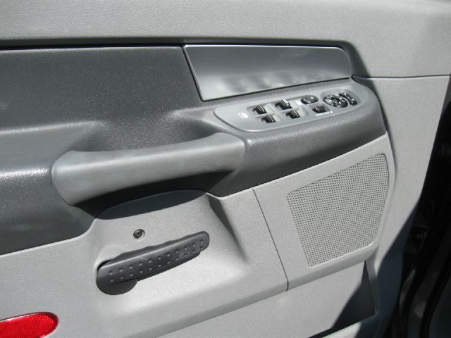 Dodge Ram 1500 2007 photo 13