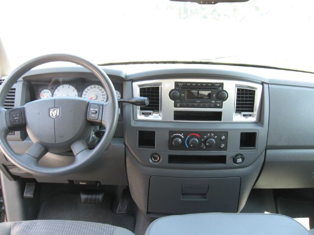 Dodge Ram 1500 2007 photo 14