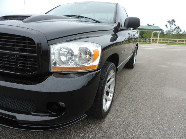 Dodge Ram 1500 Super Pickup Truck