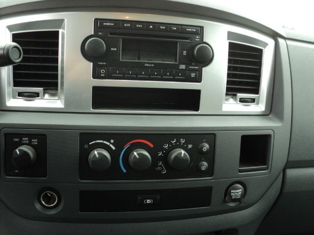 Dodge Ram 1500 2008 photo 2