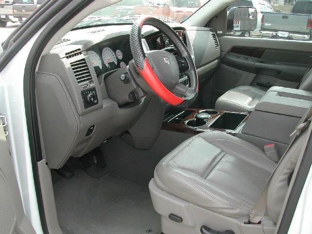 Dodge Ram 1500 2008 photo 2