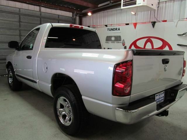 Dodge Ram 1500 2008 photo 3