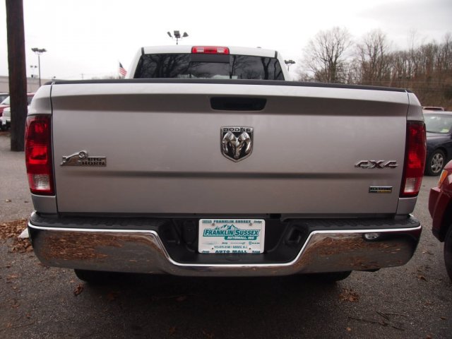 Dodge Ram 1500 2010 photo 4