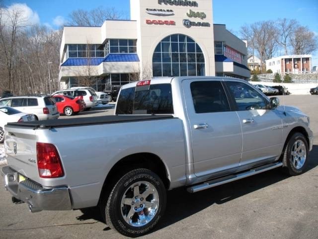 Dodge Ram 1500 2010 photo 2