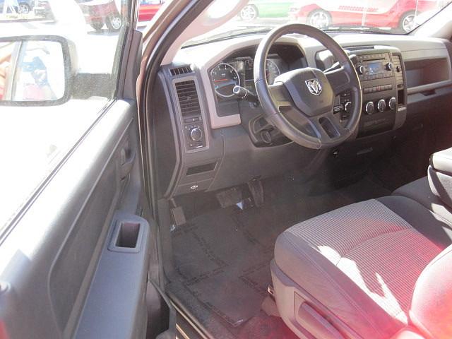 Dodge Ram 1500 2010 photo 4