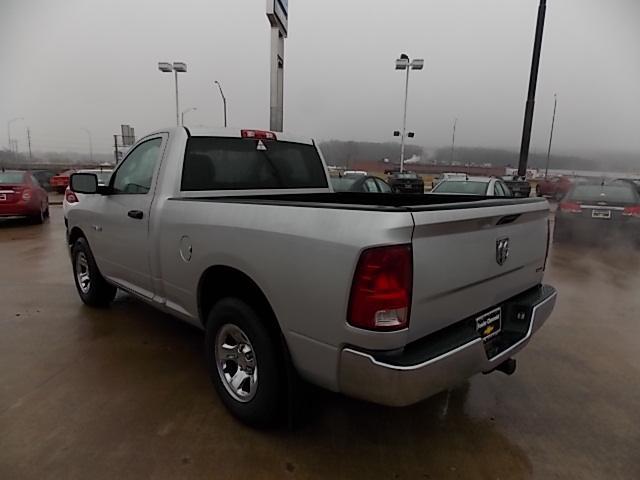 Dodge Ram 1500 2010 photo 4