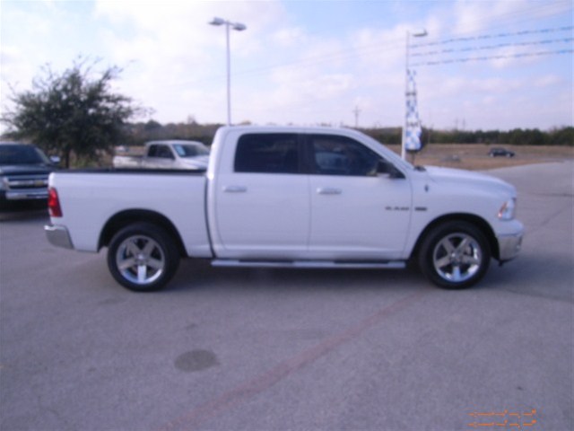 Dodge Ram 1500 2010 photo 1