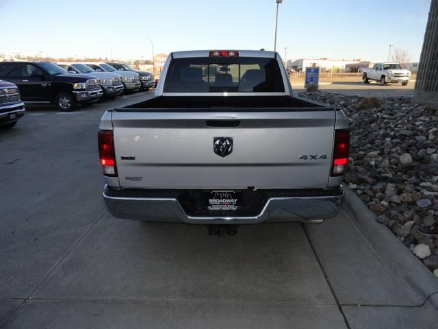 Dodge Ram 1500 2010 photo 2