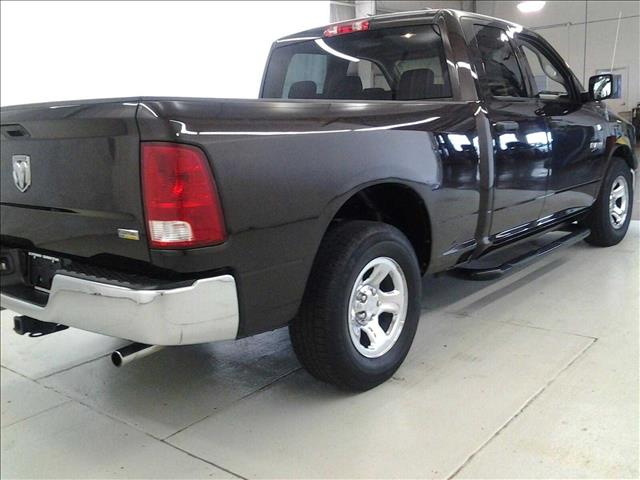 Dodge Ram 1500 2010 photo 3