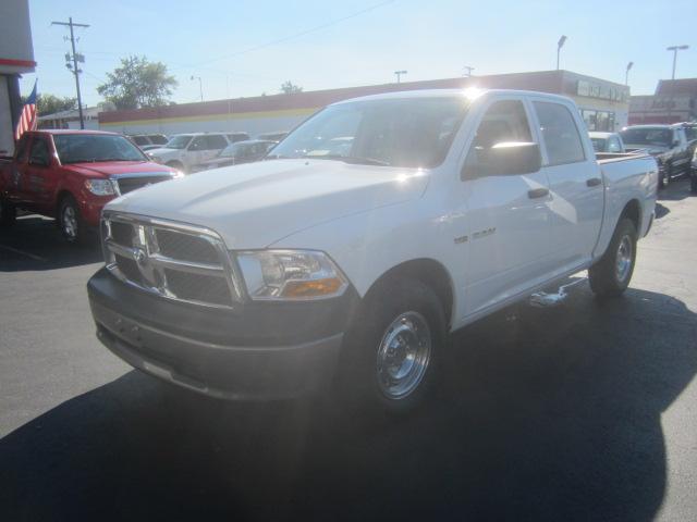 Dodge Ram 1500 2010 photo 2