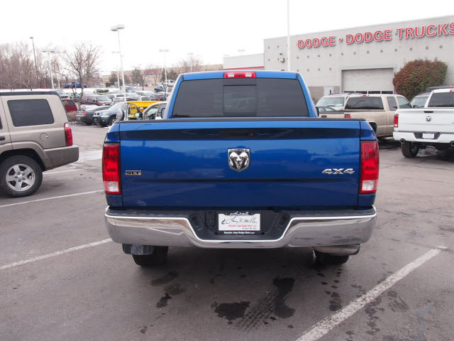 Dodge Ram 1500 2010 photo 4