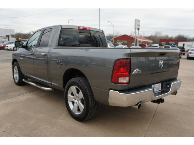 Dodge Ram 1500 2010 photo 3