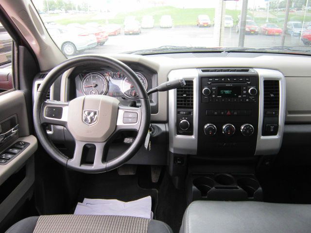 Dodge Ram 1500 2010 photo 3