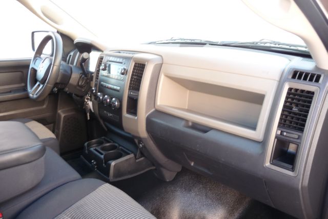 Dodge Ram 1500 2010 photo 14