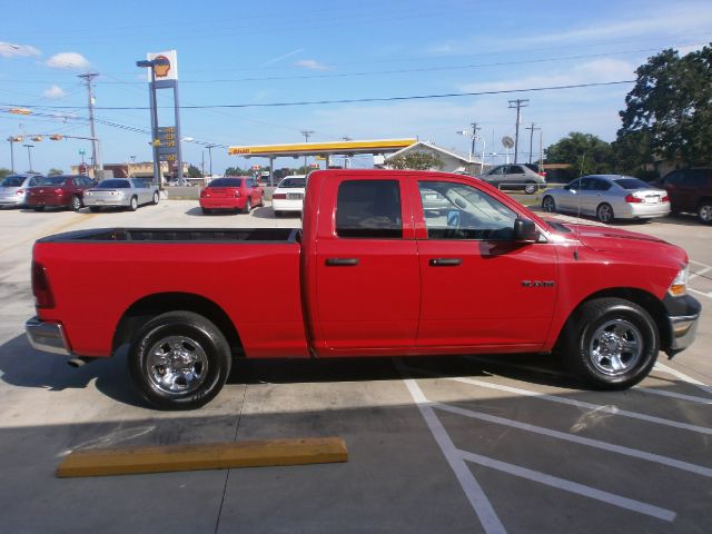 Dodge Ram 1500 2010 photo 2