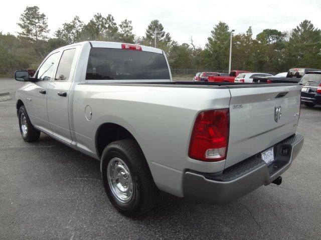 Dodge Ram 1500 2010 photo 2