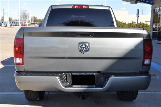 Dodge Ram 1500 2010 photo 4