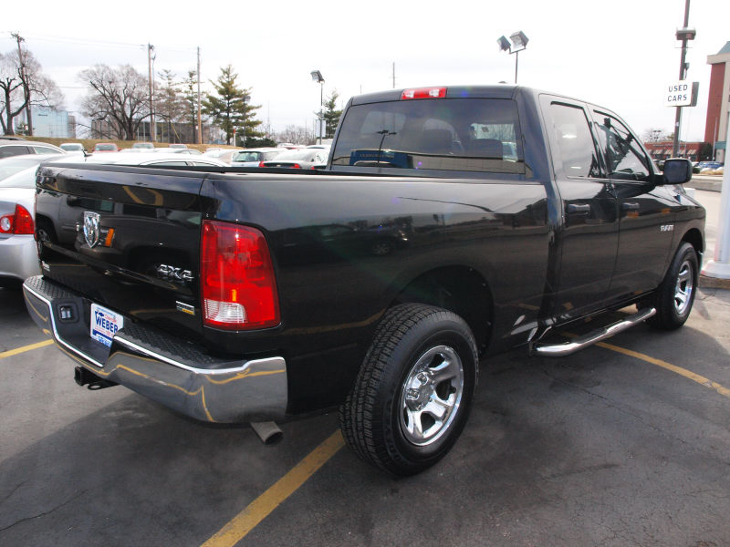 Dodge Ram 1500 2010 photo 2