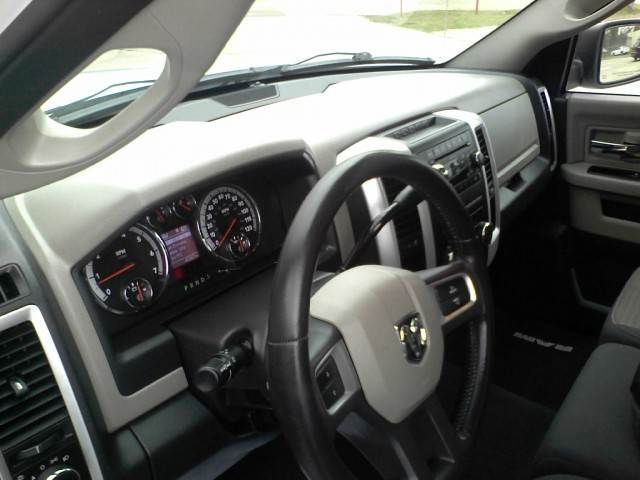 Dodge Ram 1500 2010 photo 4