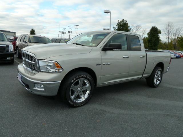 Dodge Ram 1500 2010 photo 2