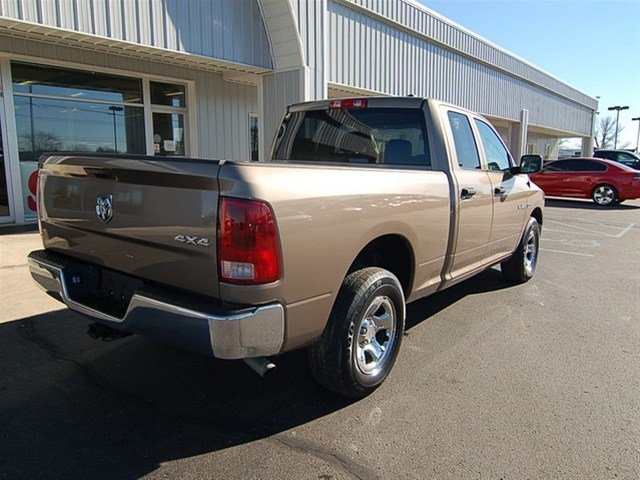 Dodge Ram 1500 2010 photo 2