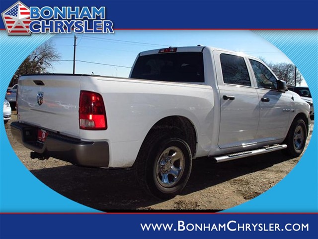 Dodge Ram 1500 2010 photo 2