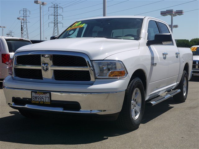 Dodge Ram 1500 2010 photo 2