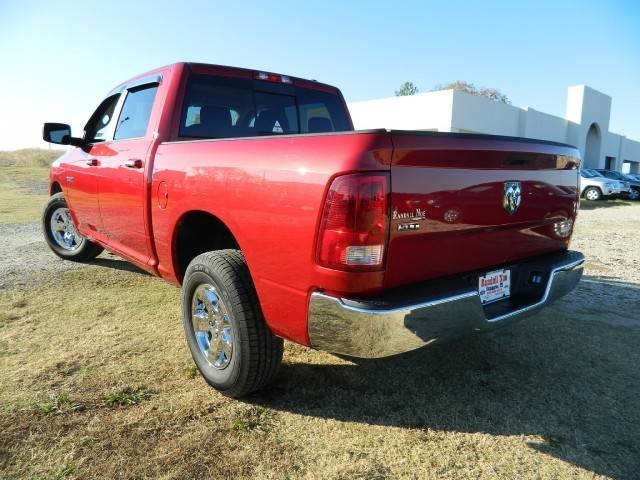 Dodge Ram 1500 2010 photo 2