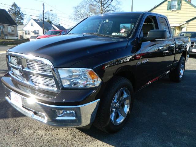 Dodge Ram 1500 2010 photo 2