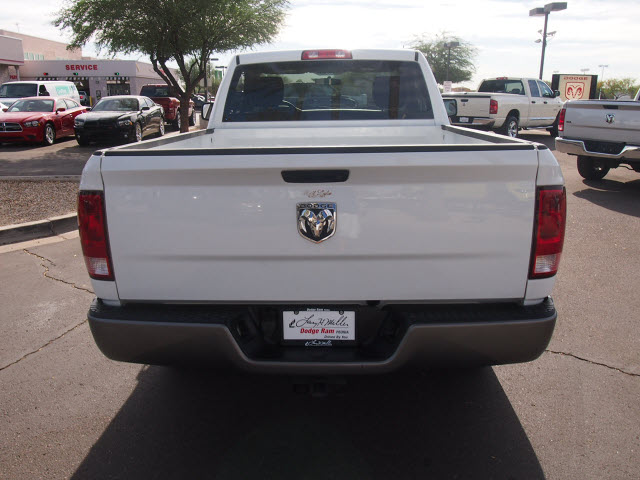 Dodge Ram 1500 2010 photo 3