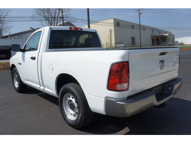 Dodge Ram 1500 2010 photo 2