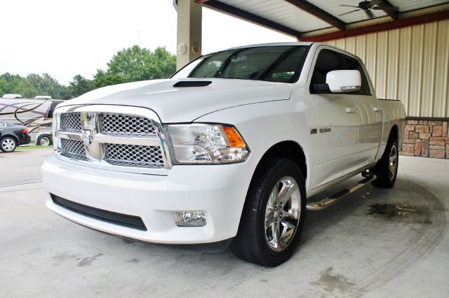 Dodge Ram 1500 2010 photo 2