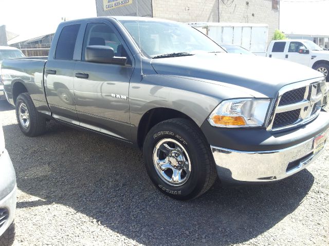 Dodge Ram 1500 2010 photo 4