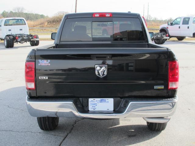 Dodge Ram 1500 2010 photo 2