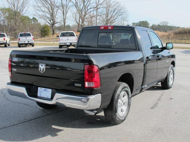 Dodge Ram 1500 2010 photo 3