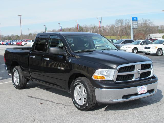 Dodge Ram 1500 2010 photo 4