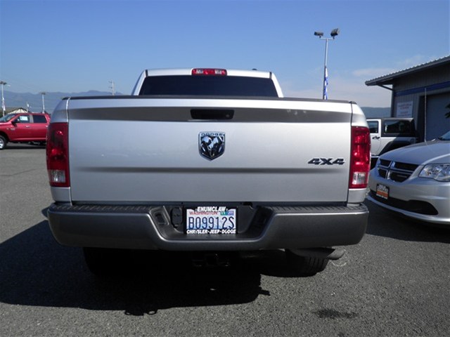 Dodge Ram 1500 2010 photo 2