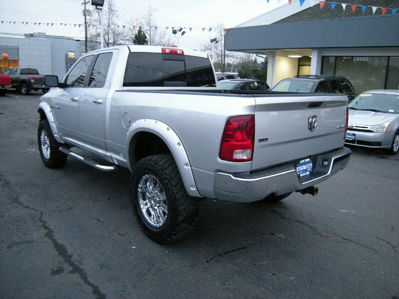 Dodge Ram 1500 2010 photo 2