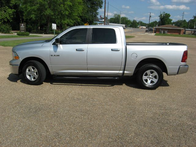 Dodge Ram 1500 2010 photo 18