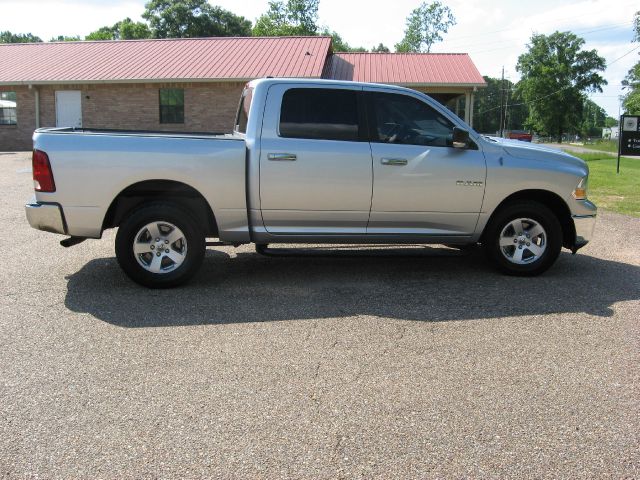 Dodge Ram 1500 2010 photo 19