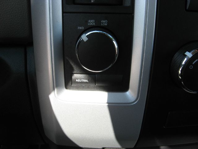 Dodge Ram 1500 2010 photo 8