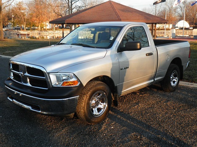 Dodge Ram 1500 4dr 2WD EXT S Wagon Unspecified